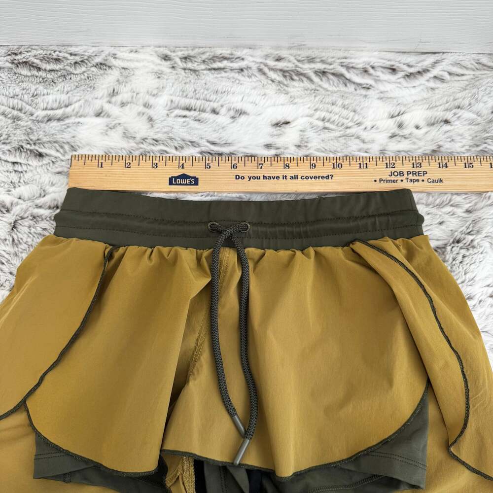 Fee People Movement Schooling You Shorts in Wheat/Olive green with pockets XS - Picture 5 of 8